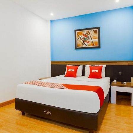 Gania Hotel Bandung Exterior photo